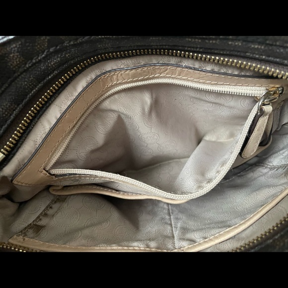 🌸MICHAEL KORS Crossbody bag🌸 - Picture 10 of 16